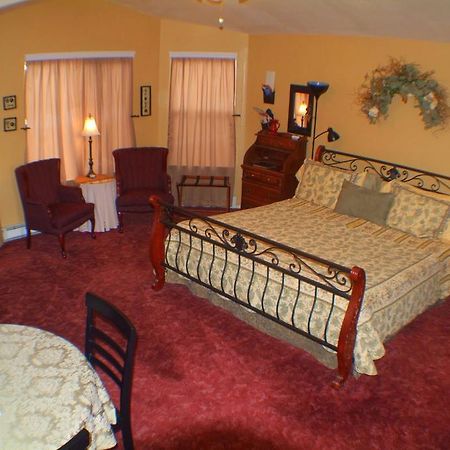 Castle Creek Bed And Breakfast Grand Junction Extérieur photo