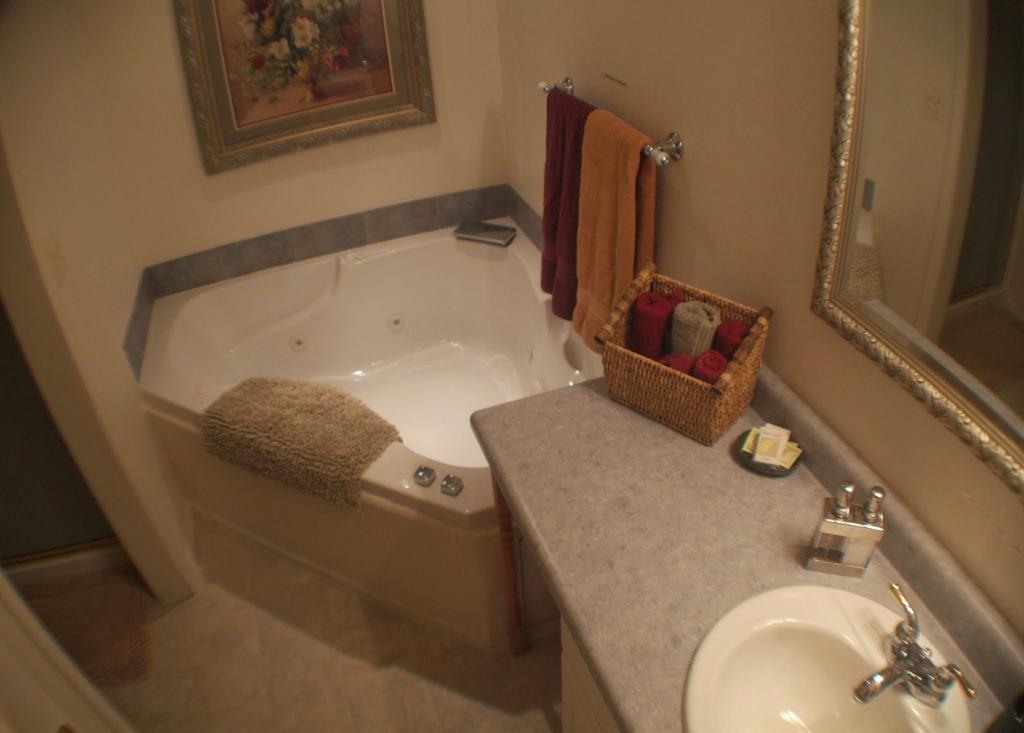 Castle Creek Bed And Breakfast Grand Junction Extérieur photo