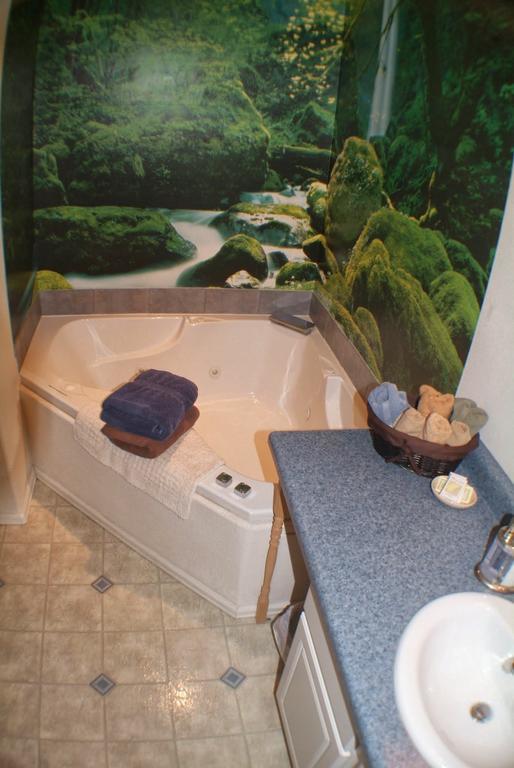 Castle Creek Bed And Breakfast Grand Junction Extérieur photo